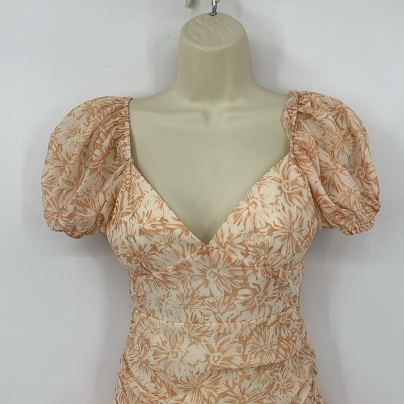 Hello Molly Cute Gaze mini dress floral chiffon tie back keyhole ruffle tiered 2 - Picture 2 of 6